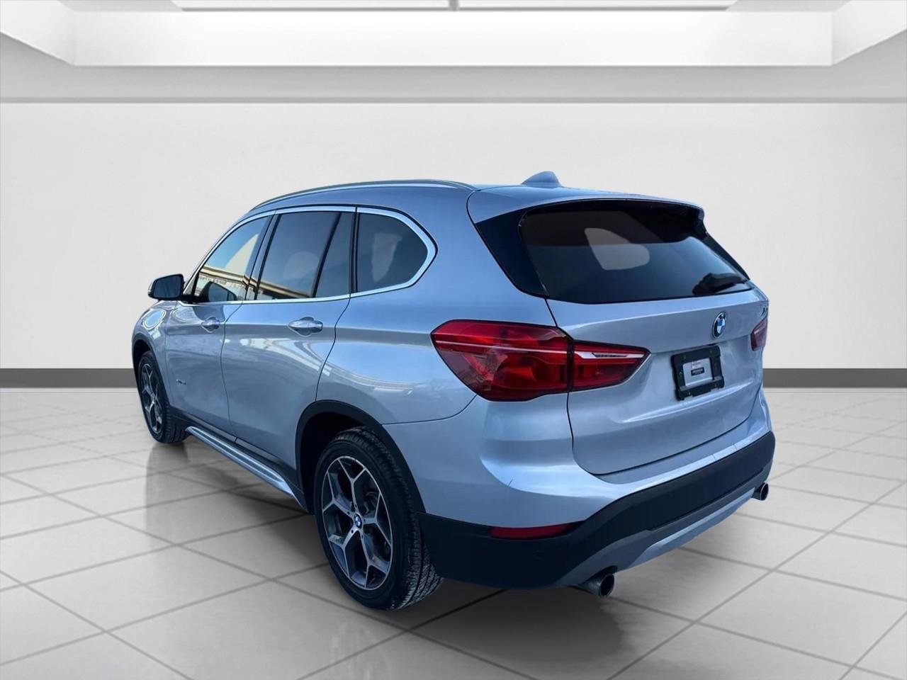 Used 2017 BMW X1 xDrive28i AWD/4WD image 6