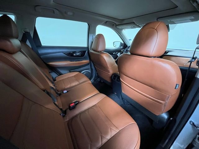 Used 2019 Nissan Rogue SL w/ Premium Package AWD/4WD image 12