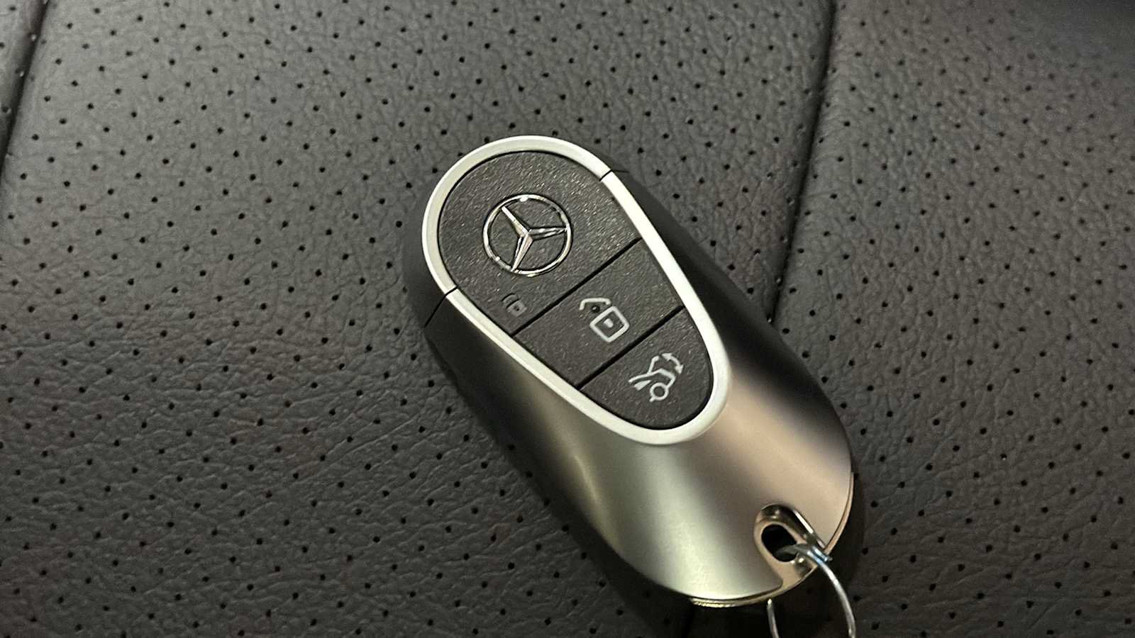 New 2027 Mercedes-Benz E 350 4MATIC Sedan image 37