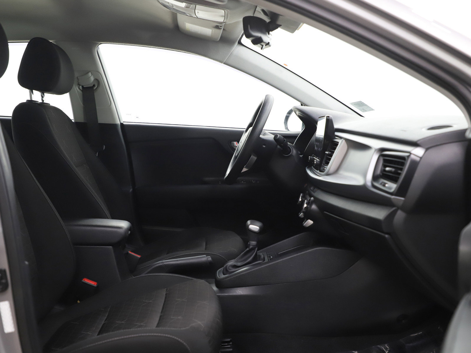 Used 2023 Kia Rio S w/ Technology Package image 11