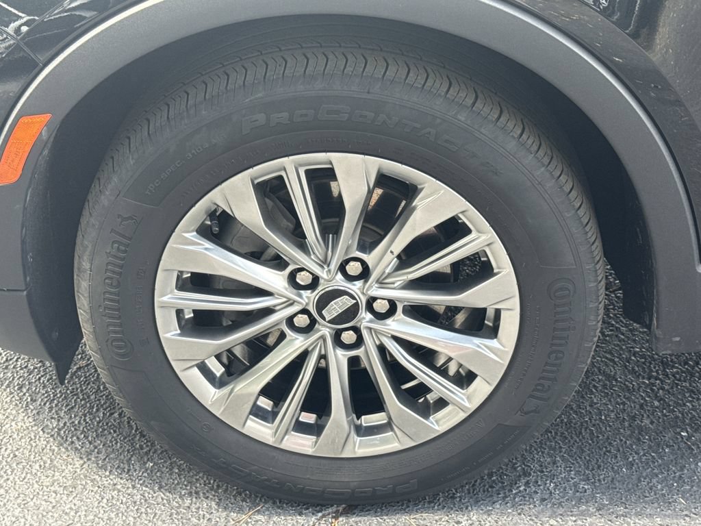 Used 2025 Cadillac XT4 Premium Luxury AWD/4WD image 11