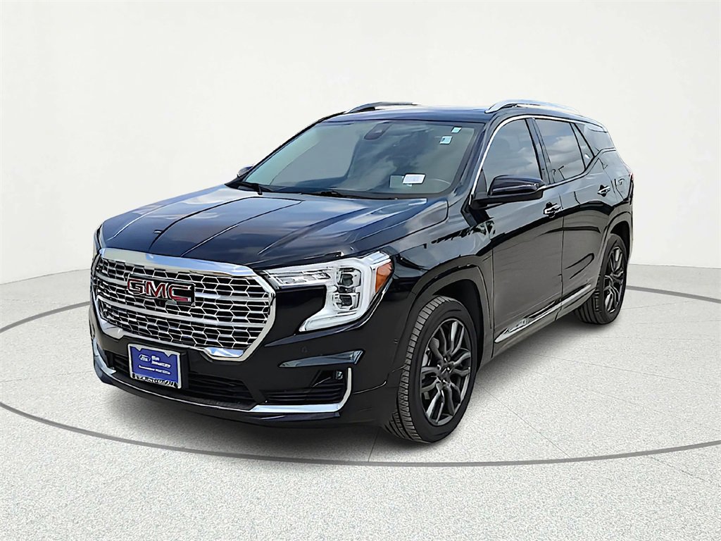 Used 2022 GMC Terrain Denali w/ Black Diamond Edition