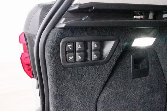 Used 2020 BMW X7 xDrive40i w/ Cold Weather Package image 45