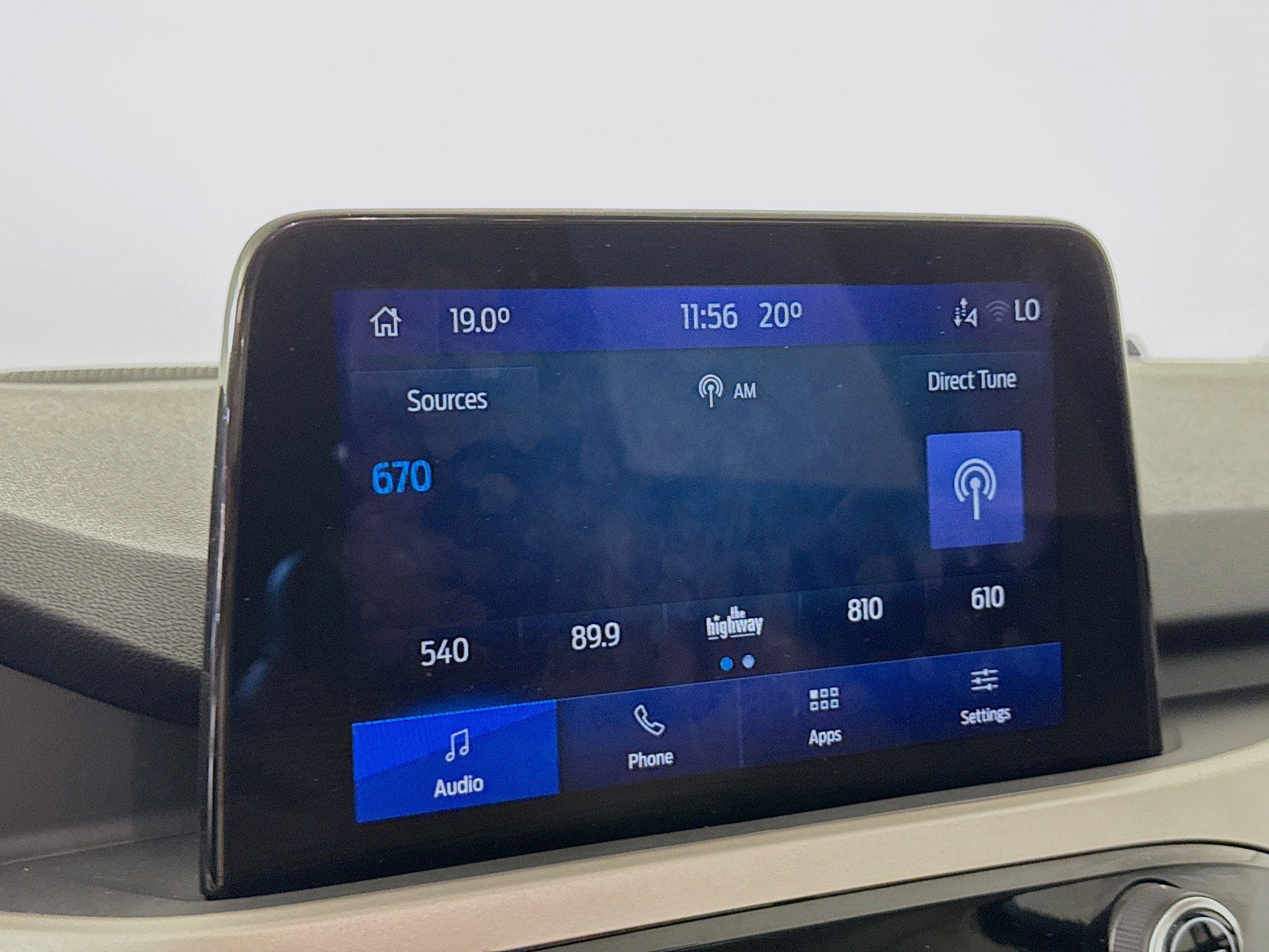 Used 2022 Ford Escape SEL w/ Technology Package image 16