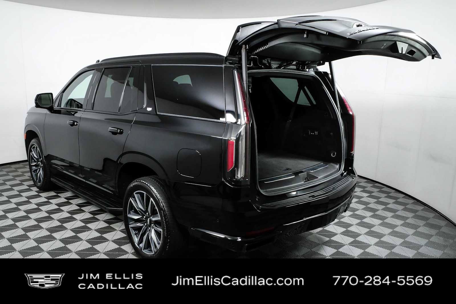 Certified 2024 Cadillac Escalade Sport AWD/4WD image 36