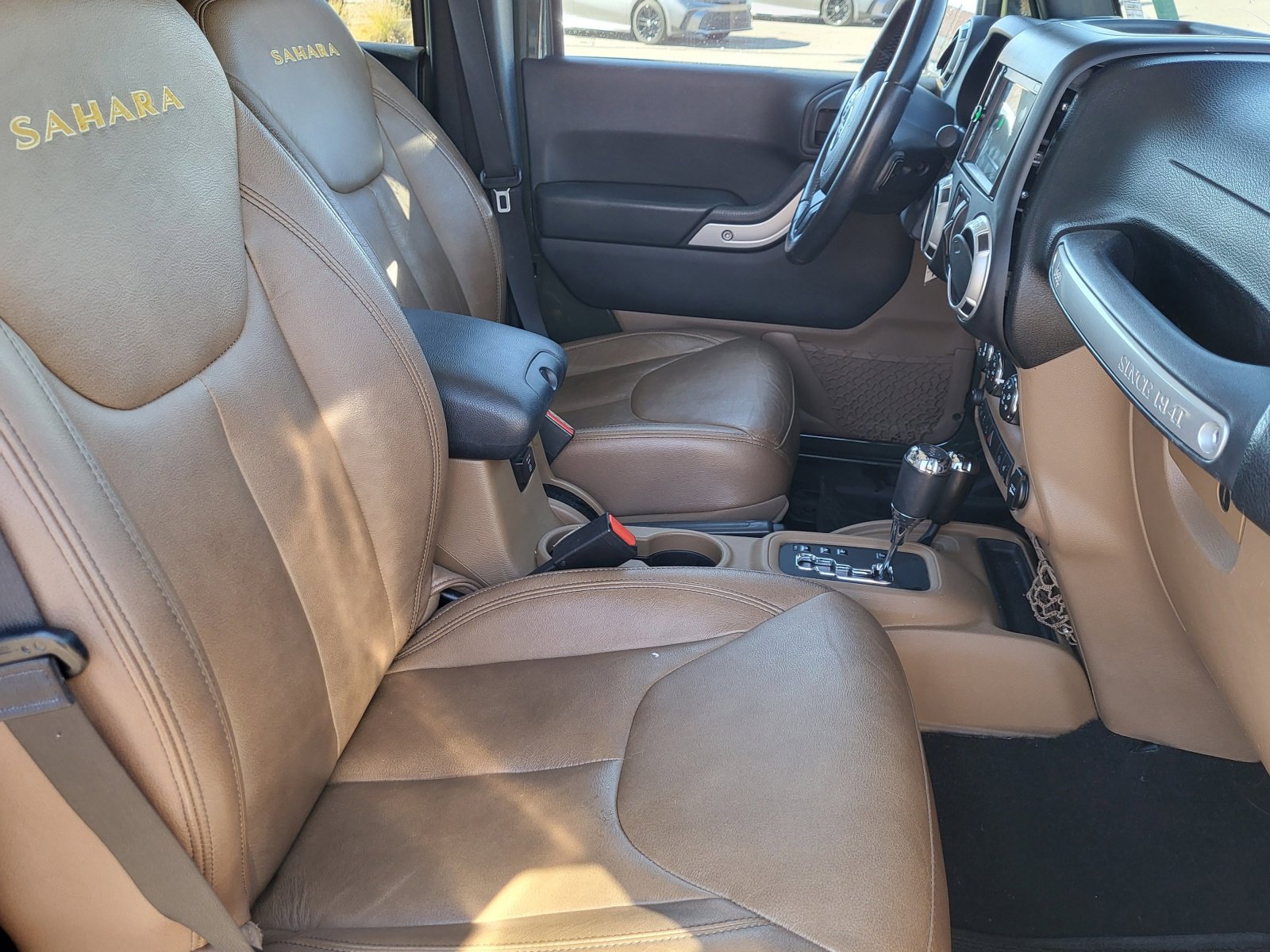 Used 2024 Jeep Wrangler Unlimited Rubicon 4xe image 23