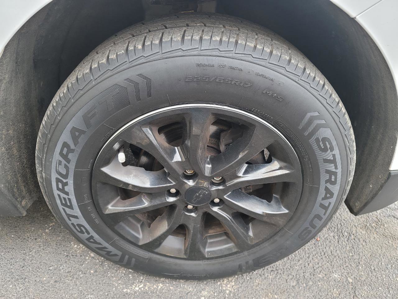 Used 2018 Chevrolet Equinox LT image 31