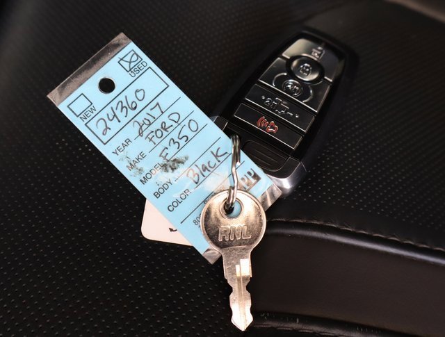 Used 2017 Ford F350 Platinum w/ Platinum Ultimate Package image 65