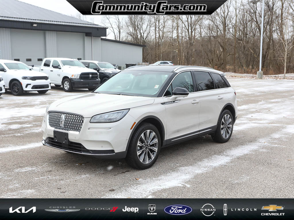 Certified 2022 Lincoln Corsair Reserve w/ Equipment Group 201A image 2