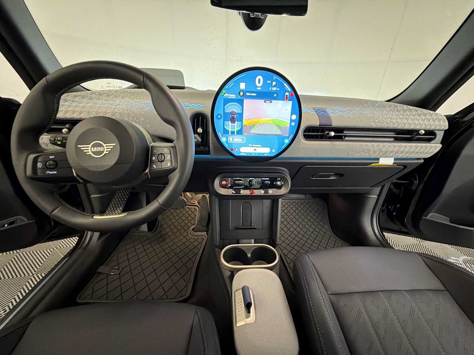 Used 2026 MINI Cooper 4-Door Hardtop FWD image 15