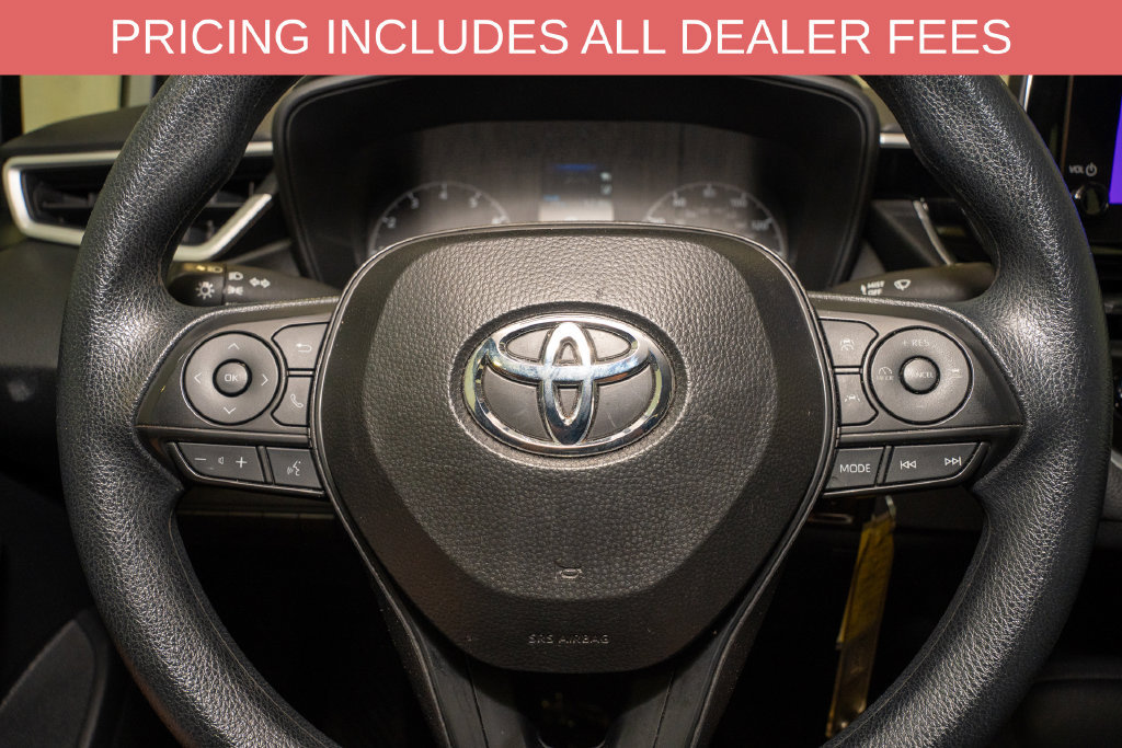 Used 2025 Toyota Corolla LE FWD image 18