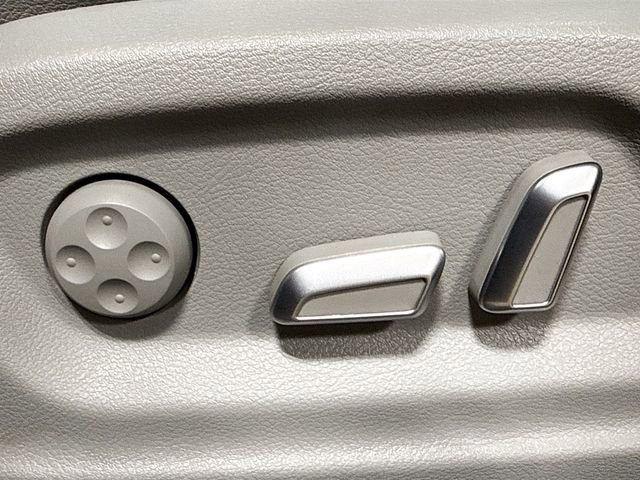 Used 2017 Audi Q3 2.0T Premium Plus w/ Premium Plus Package image 20