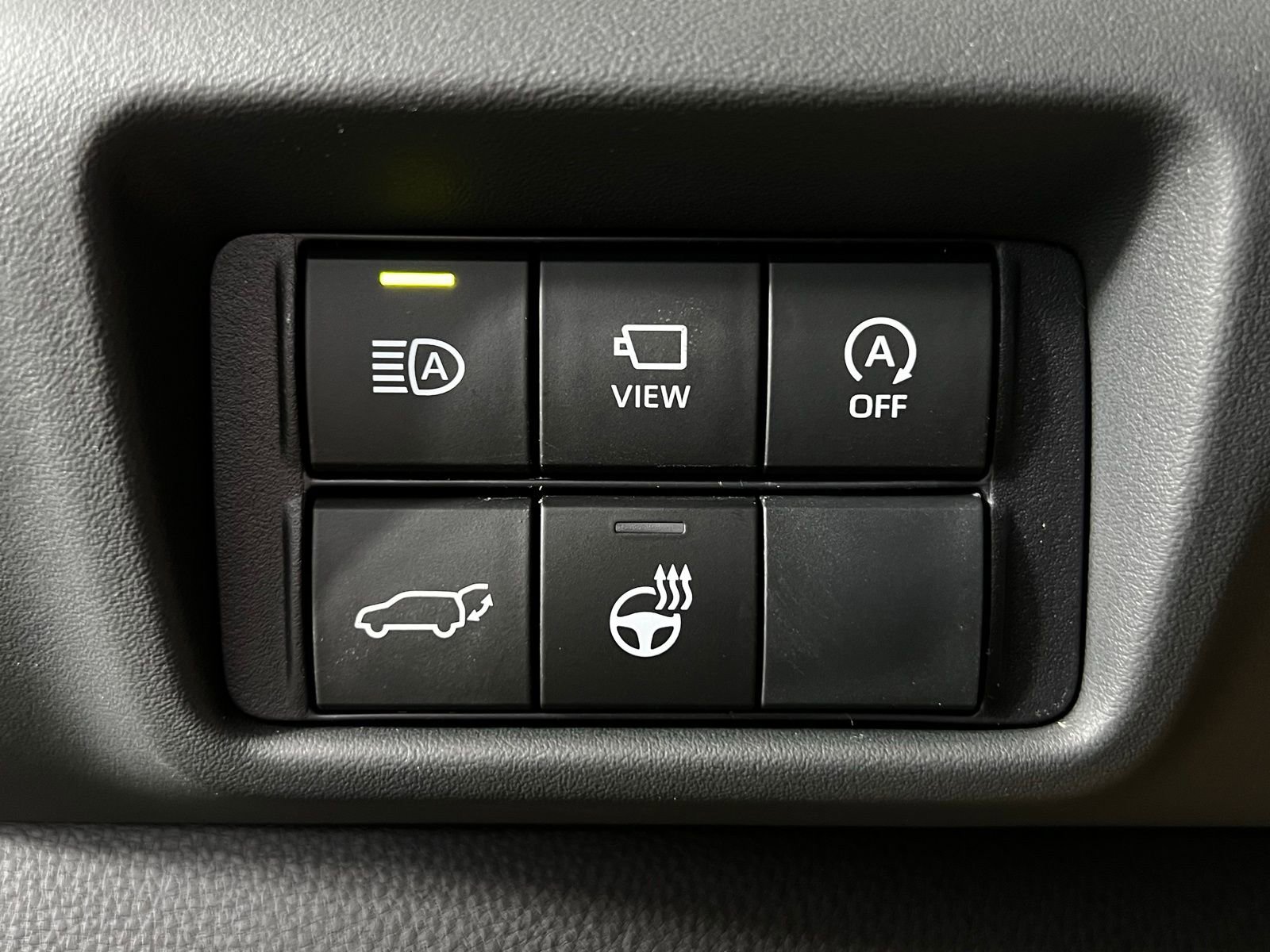 Certified 2026 Toyota Highlander Limited image 23