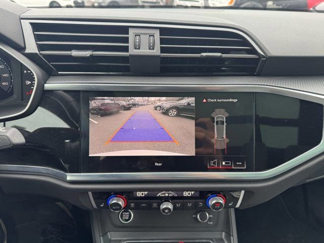 Certified 2023 Audi Q3 2.0T Premium w/ Black Optic Sport Package image 18