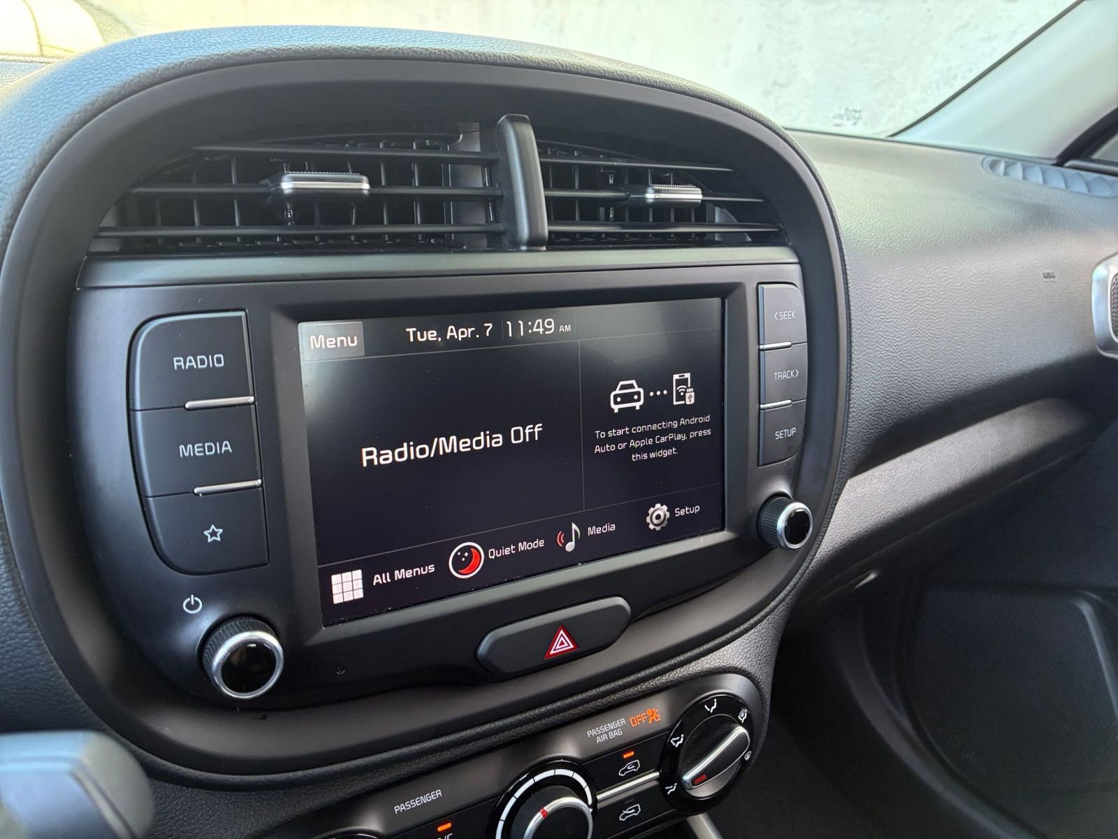 Used 2025 Kia Soul LX w/ LX Technology Package image 20