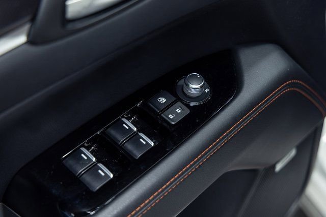 Used 2024 MAZDA CX-5 Carbon Edition image 12