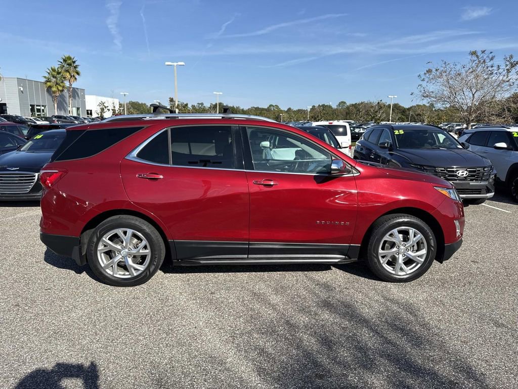 Used 2018 Chevrolet Equinox Premier image 2