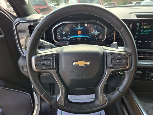 Used 2023 Chevrolet Silverado 1500 High Country w/ Technology Package AWD/4WD image 31