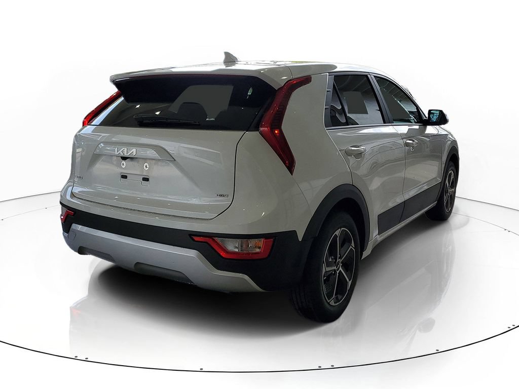 Used 2026 Kia Niro LX FWD image 6