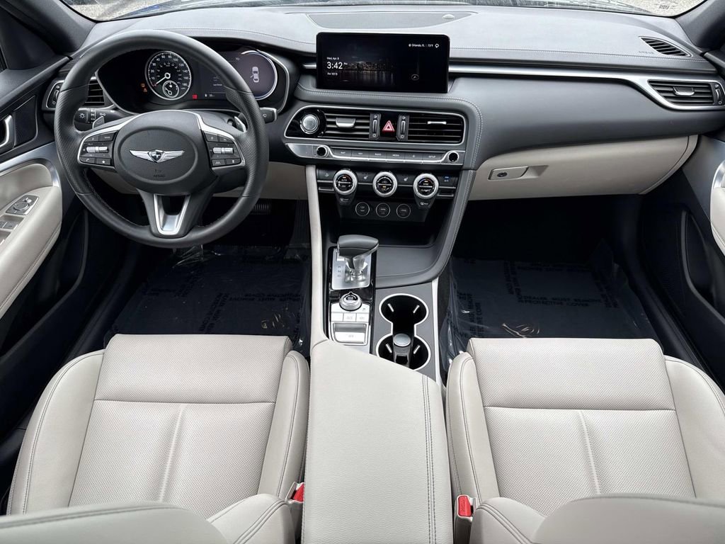 Used 2023 Genesis G70 2.0T RWD image 15