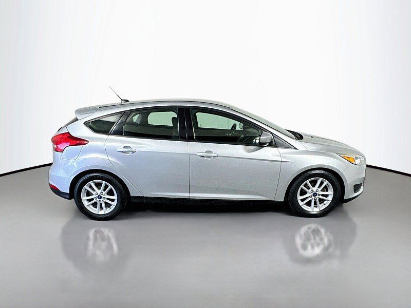 Used 2018 Ford Focus SE FWD image 8
