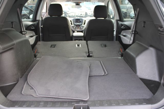 Used 2021 Chevrolet Equinox LS image 34
