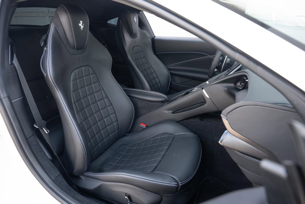 Used 2022 Ferrari Roma RWD image 54