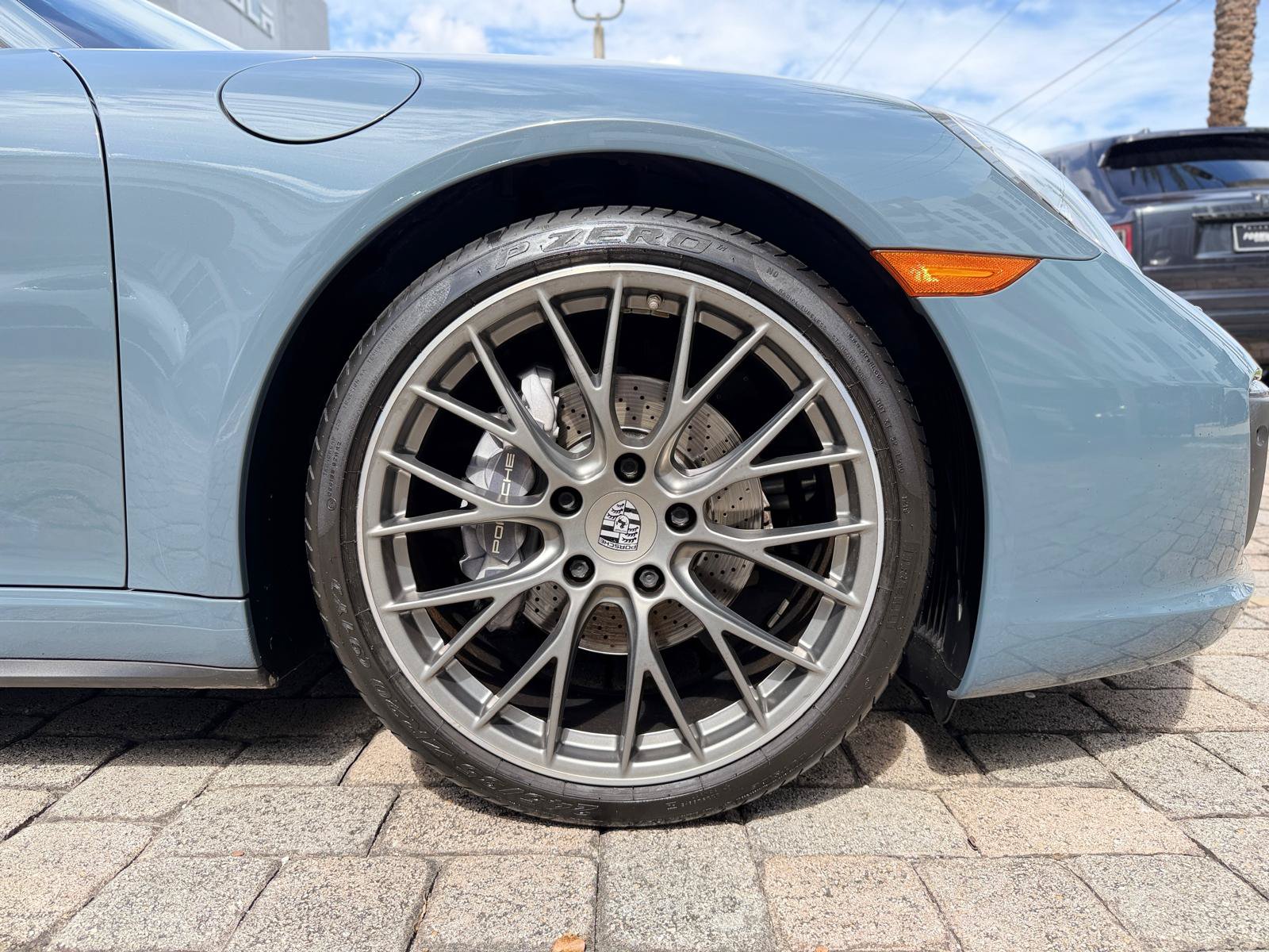 Used 2017 Porsche 911 Carrera 4 AWD/4WD image 29