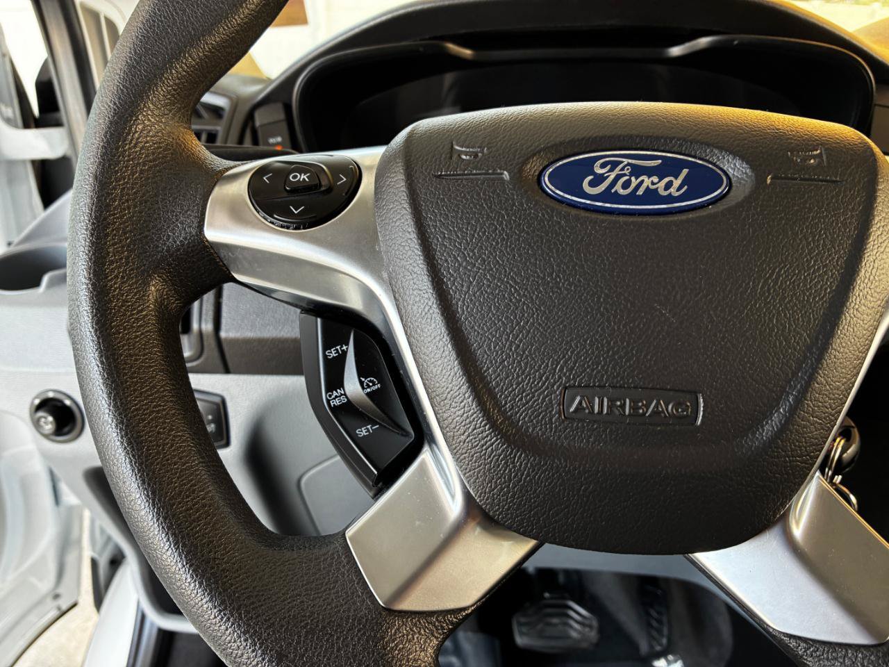 Used 2019 Ford Transit 150 XLT RWD image 25