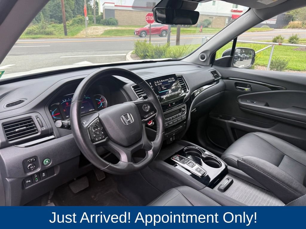 Used 2019 Honda Pilot Touring image 8