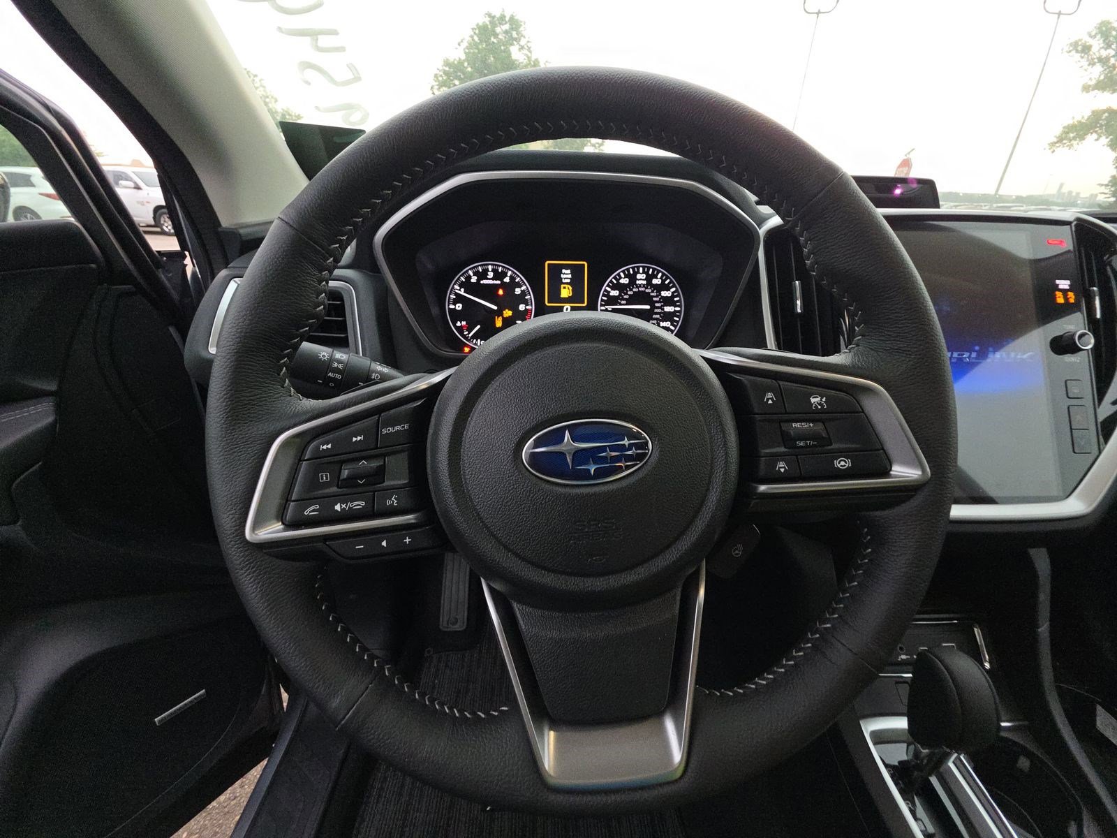 Used 2025 Subaru Ascent Limited AWD/4WD image 16