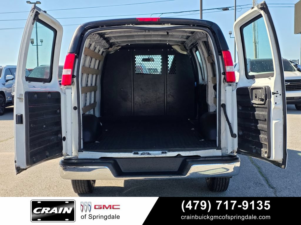 Used 2023 GMC Savana 2500 w/ Driver Convenience Package RWD image 7