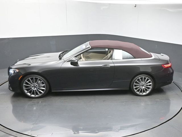 Used 2023 Mercedes-Benz E 450 4MATIC Cabriolet image 46