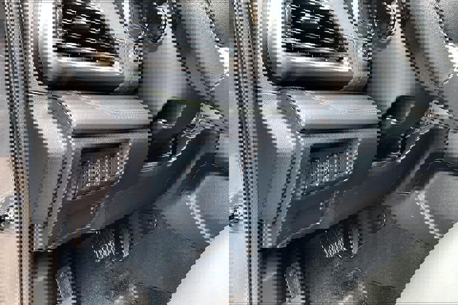 Used 2023 Subaru Outback Onyx Edition AWD/4WD image 37