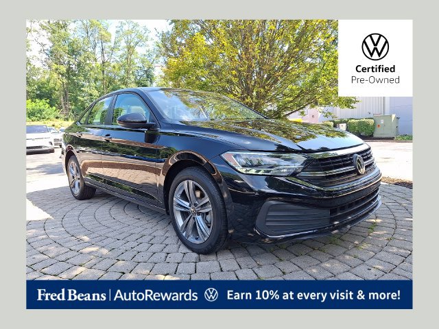 Used 2023 Volkswagen Jetta SE