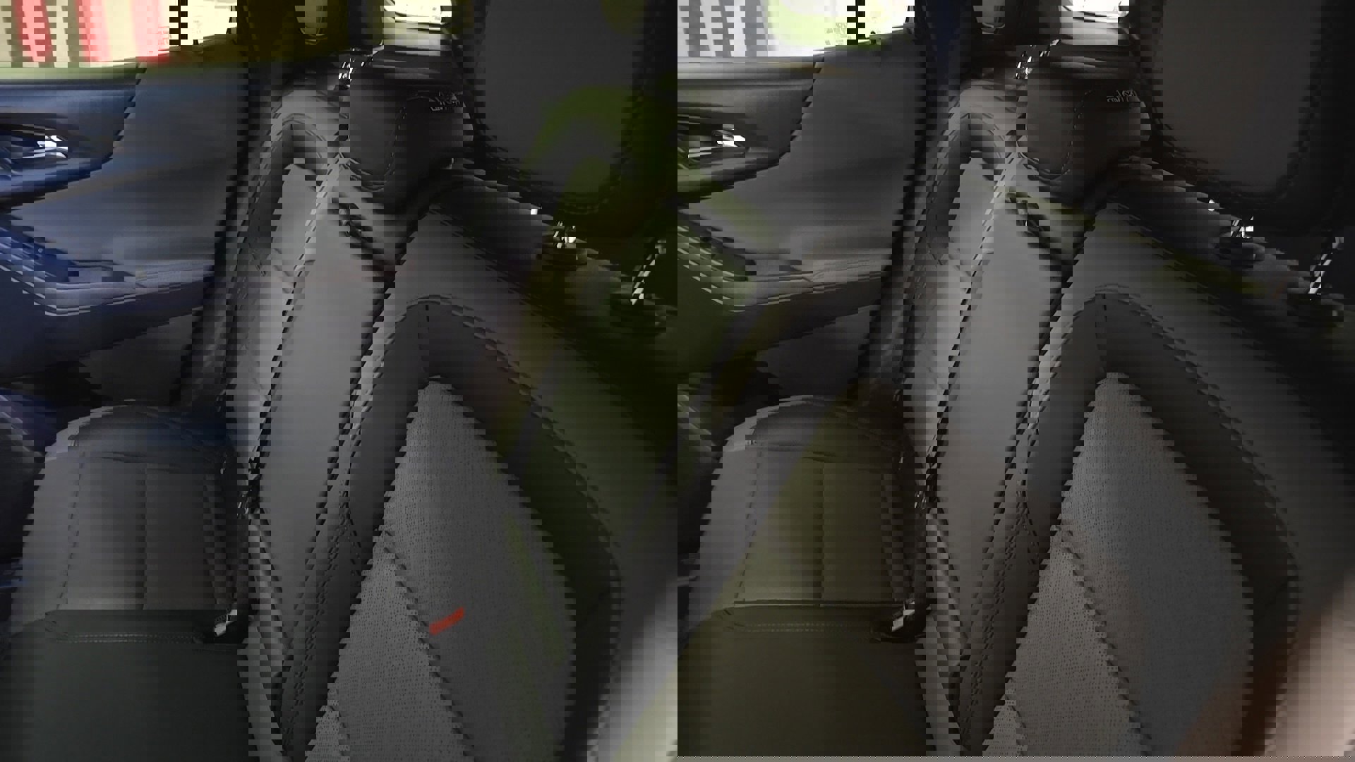 New 2026 Chevrolet Equinox LT w/ Convenience Package II image 14