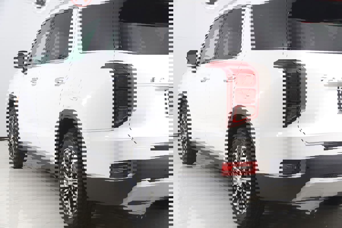 Used 2022 Hyundai Palisade SEL w/ Cargo Package image 25