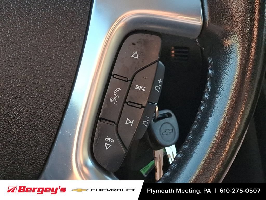 Used 2017 Chevrolet Traverse LT w/ Style and Technology Package AWD/4WD image 26
