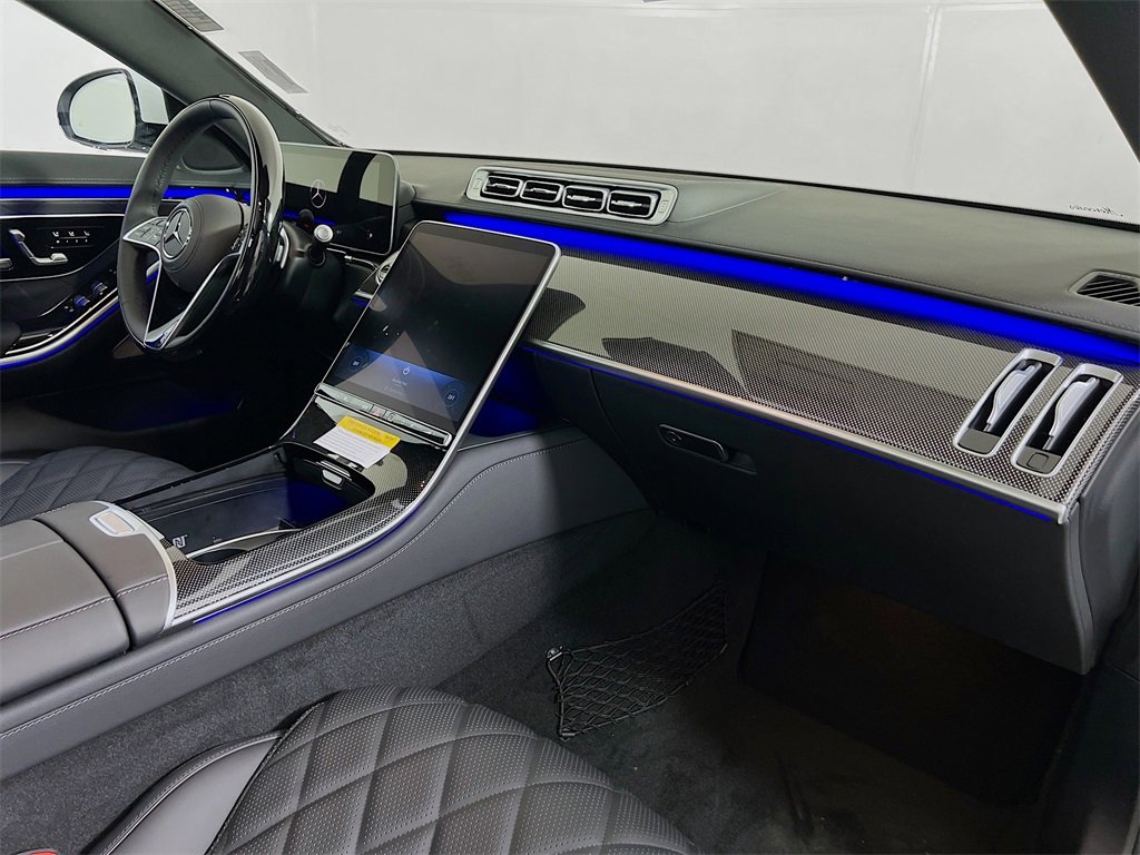 New 2025 Mercedes-Benz S 580 4MATIC Sedan image 31
