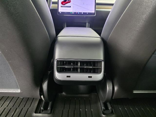Used 2020 Tesla Model 3 Long Range image 37