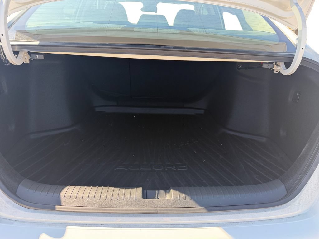 Used 2024 Honda Accord EX-L image 12