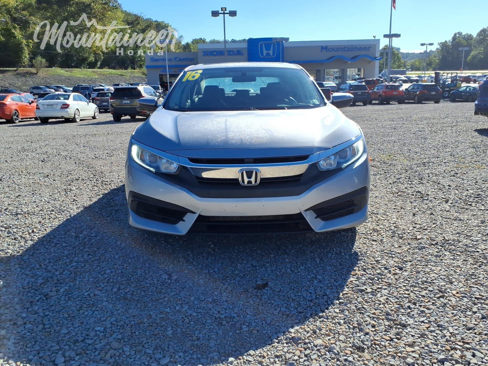 Used 2016 Honda Civic EX image 2