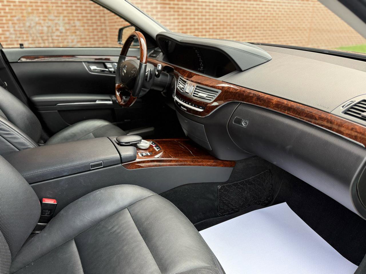 Used 2013 Mercedes-Benz S 550 4MATIC image 38