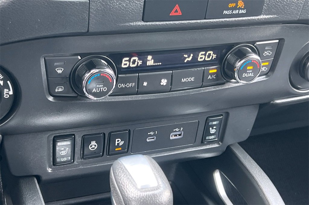 Used 2023 Nissan Frontier SV w/ SV Convenience Package image 23
