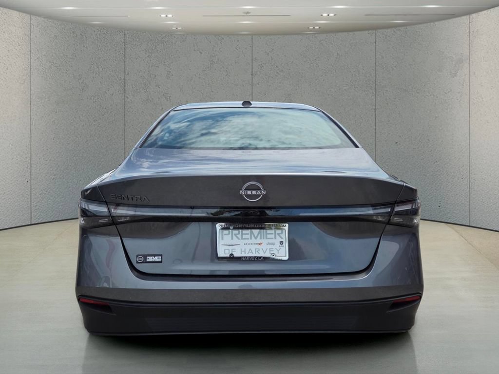 Used 2026 Nissan Sentra SV w/ SV Convenience Package FWD image 4