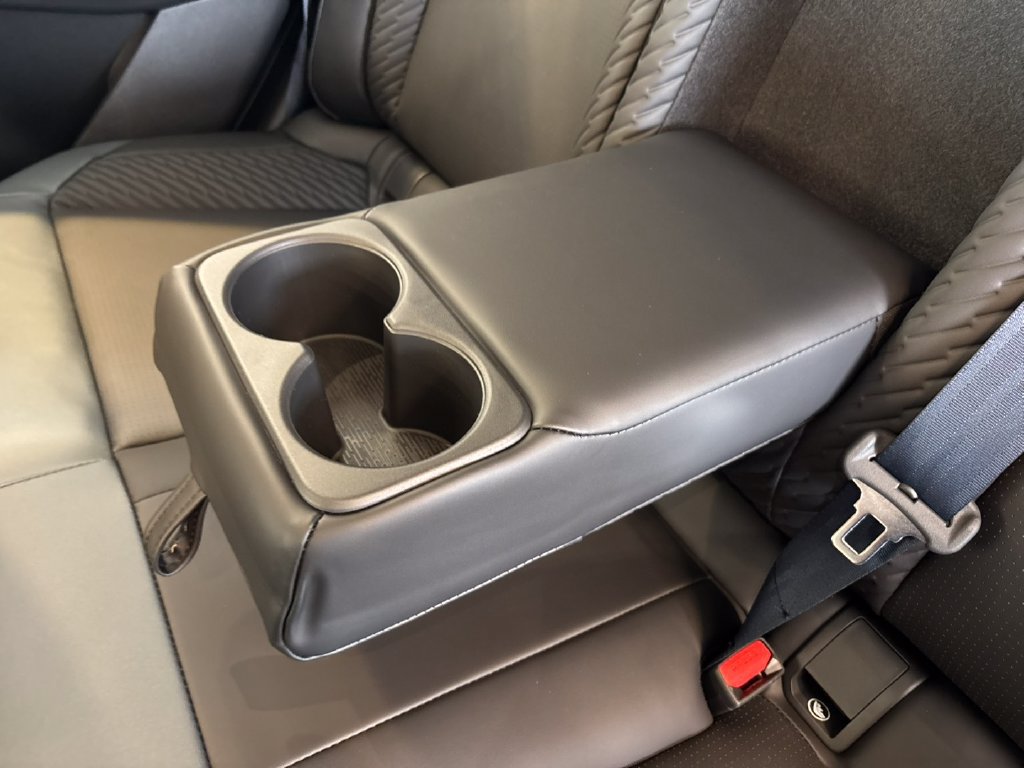 New 2026 Nissan Leaf Platinum+ w/ Cargo Package (Platinum+) FWD image 25