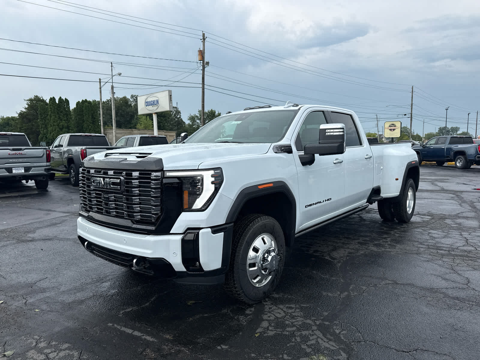 New 2026 GMC Sierra 3500 Denali Ultimate w/ LPO, Black Badging Package