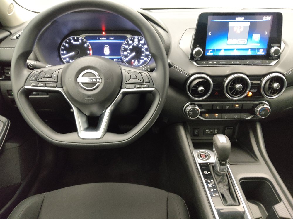 Used 2025 Nissan Sentra SV FWD image 22