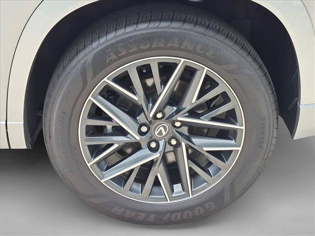 Used 2025 Lexus TX 350 AWD w/ Technology Package image 24