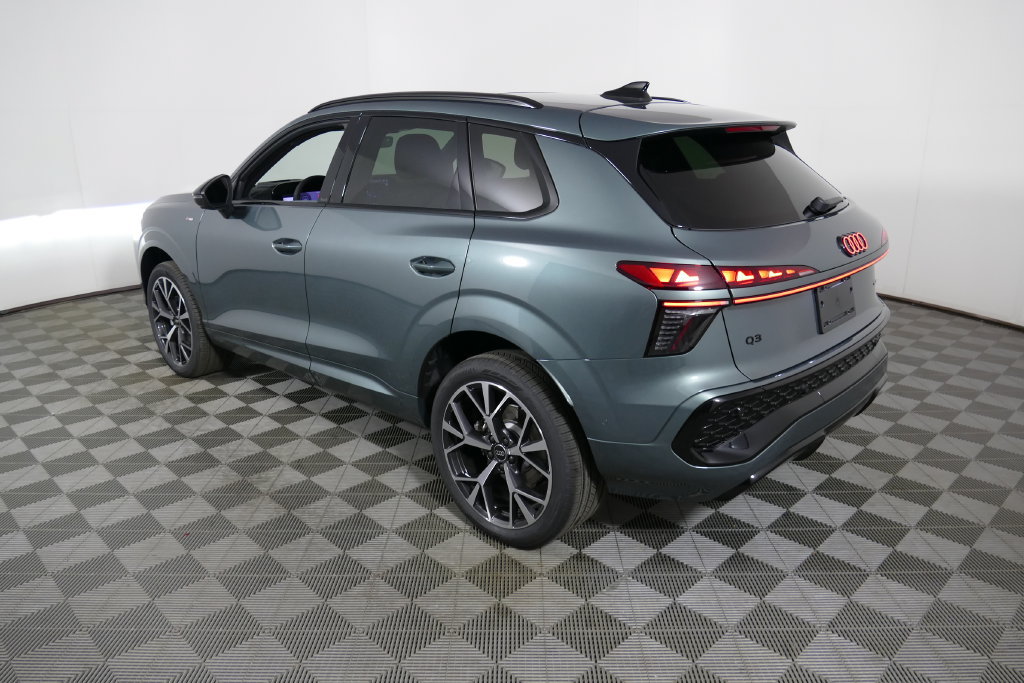 New 2026 Audi Q3 quattro 2.0T AWD/4WD image 5